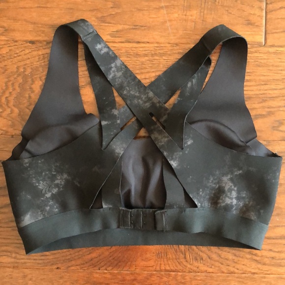 Sports bra - Picture 2 of 3